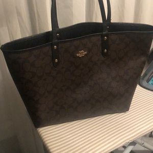 Coach Tote Classic Logo Reversible